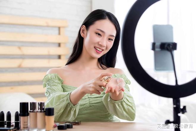 抓住短视频机遇积云课程带你快速成为行业精英