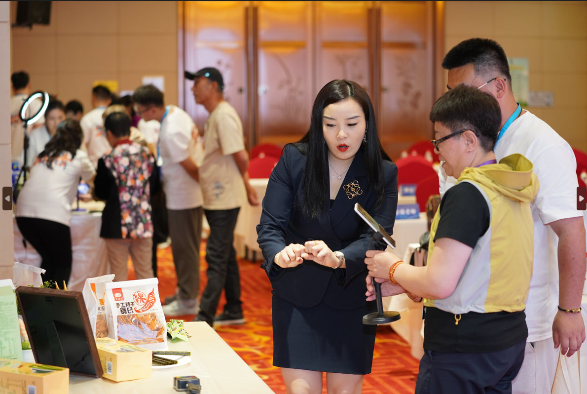 本猿AI数智化研修班：学员拥抱AI体验创作！(图3)