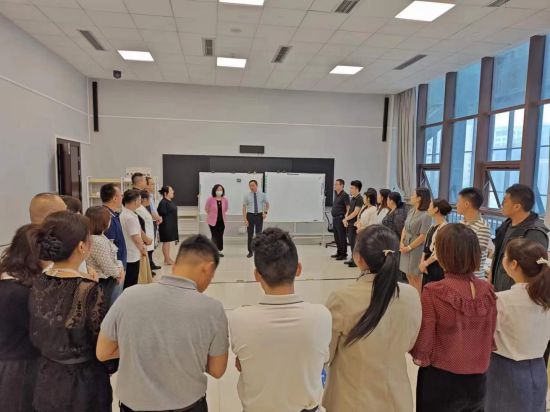 揭秘希恩教育课程体系：如何用30个主题重塑行业标准(图1)